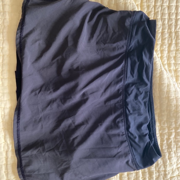 Good condition lululemon skirt! - Picture 3 of 5